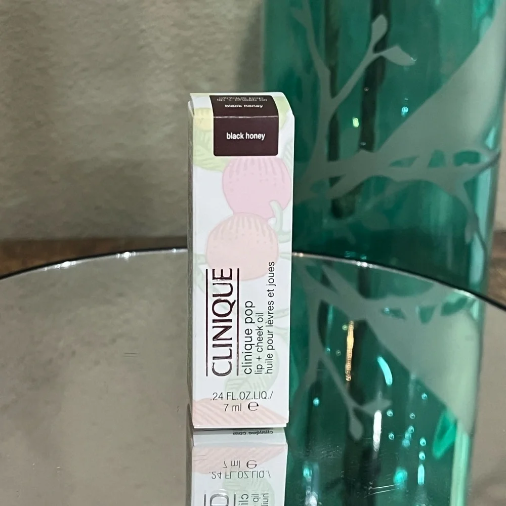 Clinique Pop Lip + Cheek Oil in Black Honey, new!